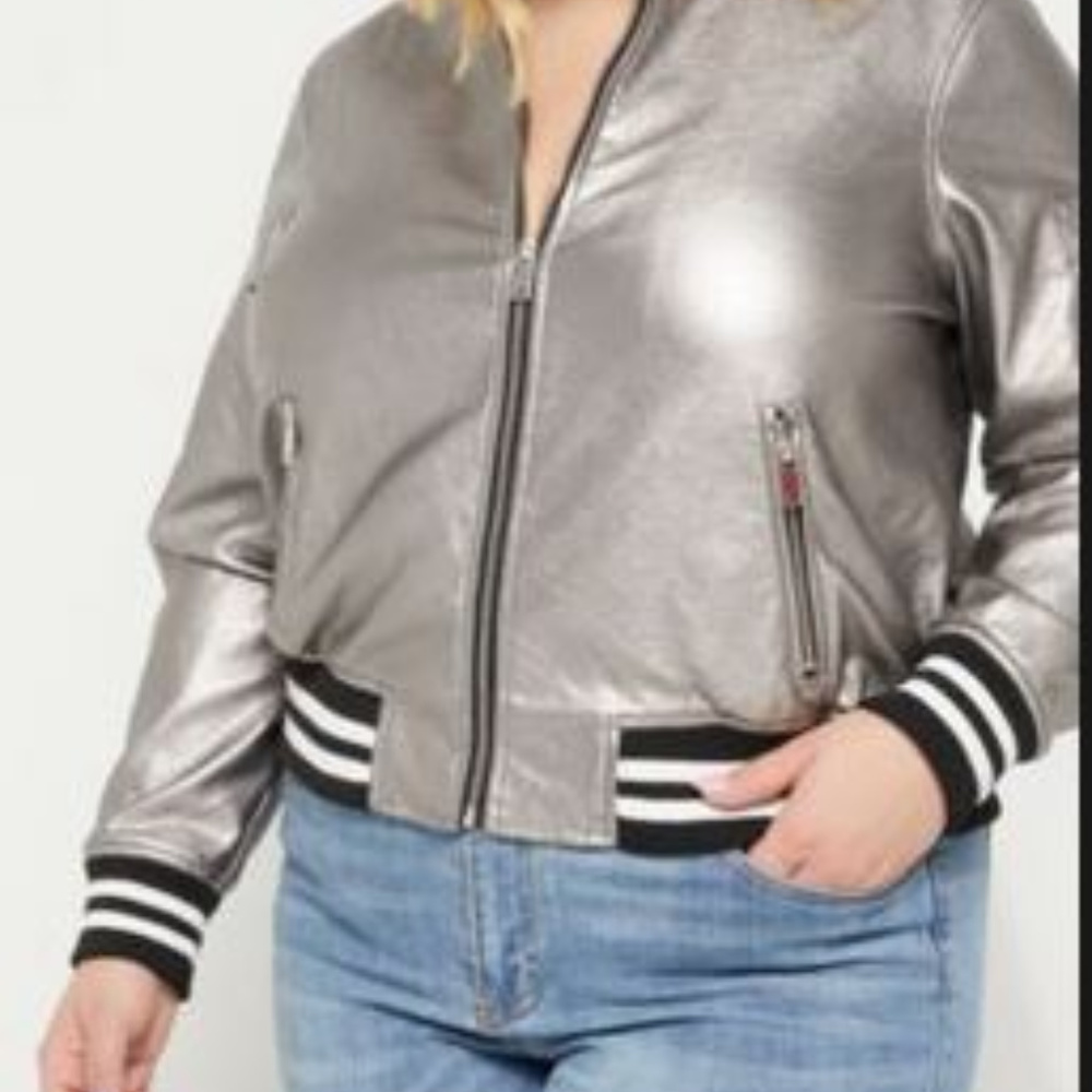 Plus Size-Rose Gold Metallic Bomber Jacket - Picture 2 of 2
